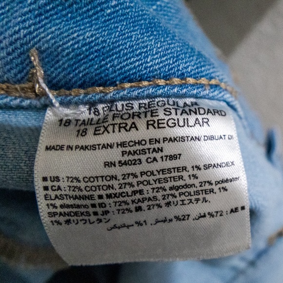 Light Blue Women's Old Navy Flair Size 18 Jeans - Picture 7 of 7